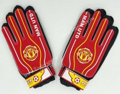 2021-2022 Manchester United Red Gloves-J2