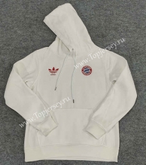 2023-2024 Bayern München White Thailand Soccer Tracksuit Top With Hat-LH
