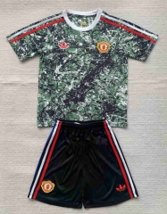 2024-2025 Joint Version Manchester United Green Soccer Uniform-AY