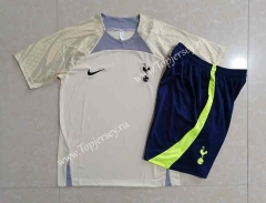 2022-2023 Tottenham Hotspur Beige Short-sleeved Thailand Soccer Tracksuit-815