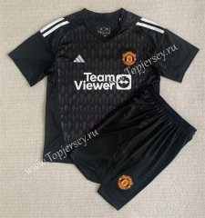 2023-2024 Manchester United Goalkeeper Black Soccer Uniform-AY